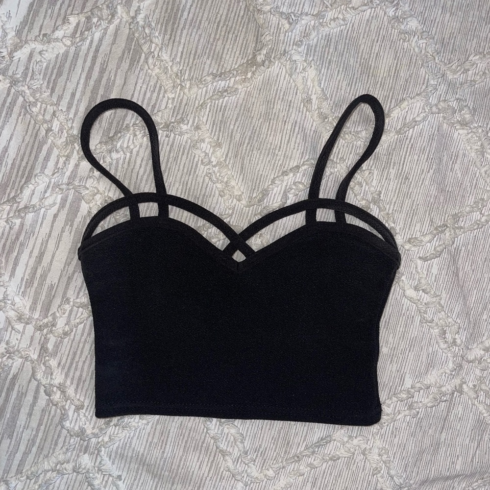 Boohoo cropped black tank